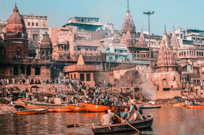 Delhi: 6-Day Golden Triangle & Varanasi Private Tour - Attractions Closed