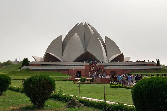Delhi a Historic and Heritage 7 Hours Experience Trip - Immersive Experience With Private Transport