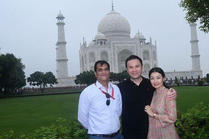 Delhi Agra Delhi Trip By Gatimaan Express Train. - Meeting and End Points