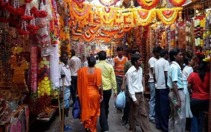 Delhi: Agra Mathura Vrindavan Sightseeing Tour With Lunch - Inclusions