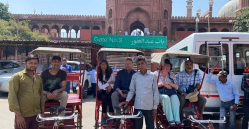 Delhi Airport to Airport: Guided Layover Delhi City Tour - Itinerary Highlights