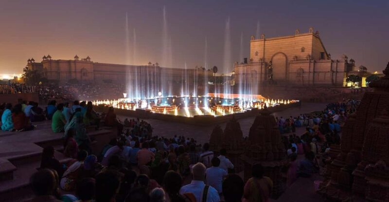 Delhi: Akshardham Light and Water Show With Exhibition Tour - Itinerary and Experience