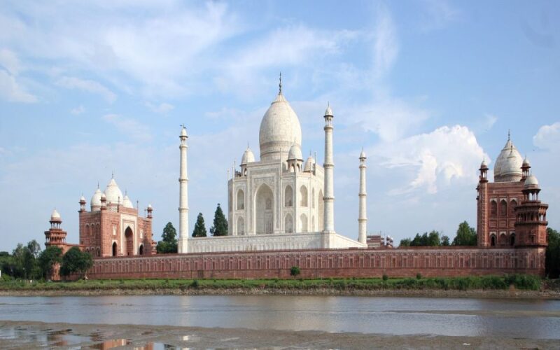 Delhi: Best Tour Guide With Delhi & Taj Mahal Sightseeing - Delhi Exploration