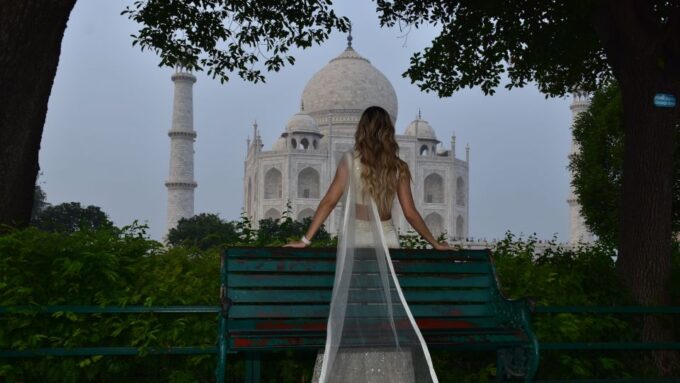 Delhi: City Tour With Taj Mahal, Agra Fort & Fatehpur Sikri - Identification Requirements and Restrictions