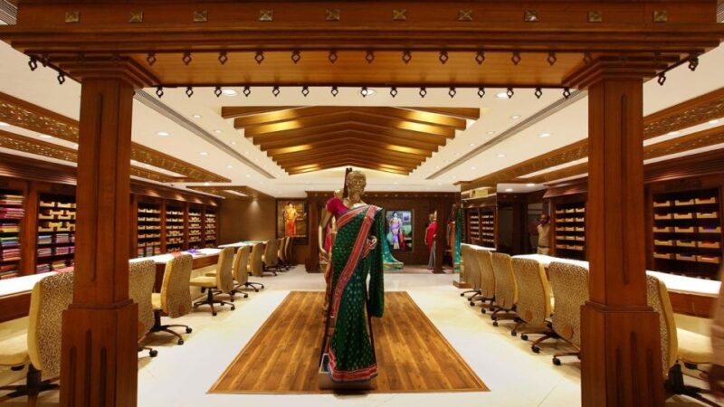 Delhi Exclusive Guided Shopping Tour With Transfers - Transportation and Services