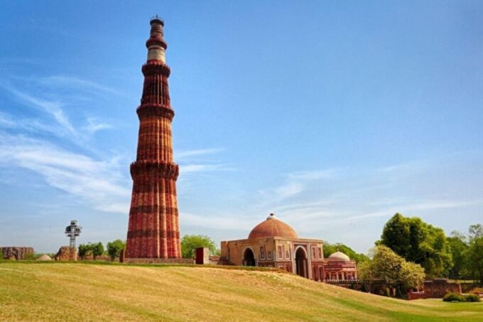 Delhi: Full Day Old & New Delhi Private Tour With Transfers - Inclusions