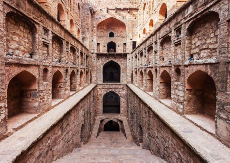 Delhi: Guided Tour of Best of Old Delhi With Rickshaw Ride - Key Points