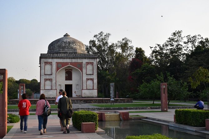Delhi: Half Day Art, History & Architecture Tour With Coffee and Snack - Discovering the Heritage Garden