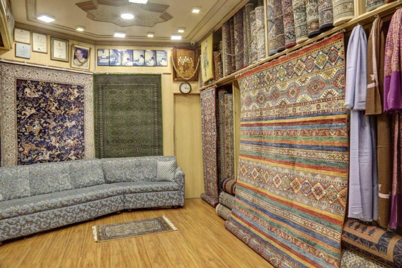Delhi: Half-Day Private Shopping Tour With Transfers - Inclusions and Exclusions