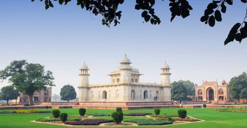 Delhi Jaipur Agra Ayodhya Tour Package - Itinerary Highlights
