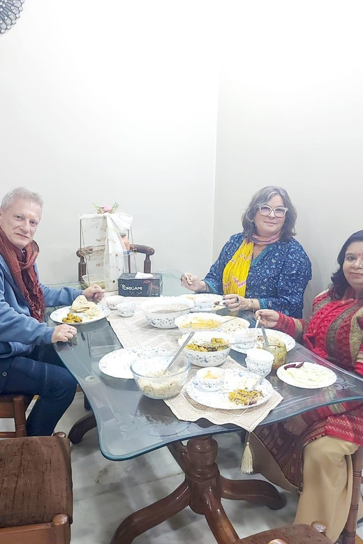 Delhi : Learn, Cook, Dine With Indian MOM With Local Family - Booking and Cancellation