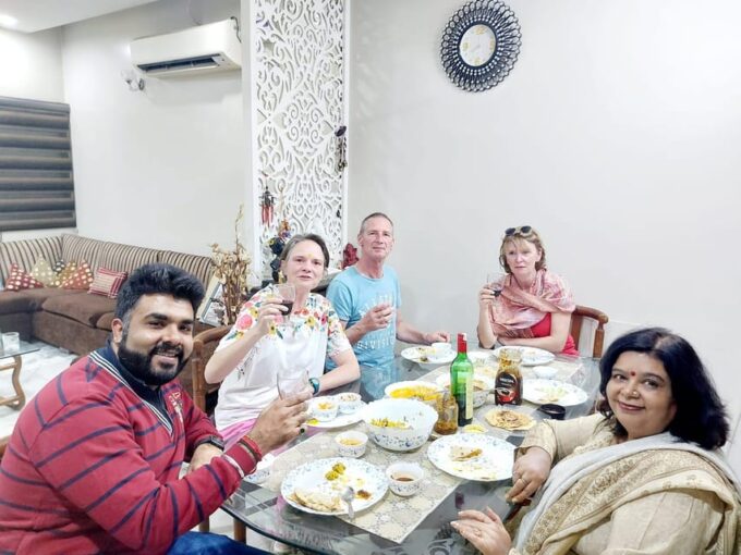 Delhi : Learn, Cook, Dine With Indian MOM With Local Family - Dining With Family