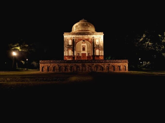Delhi: Night Photography Walking Tour - What to Bring