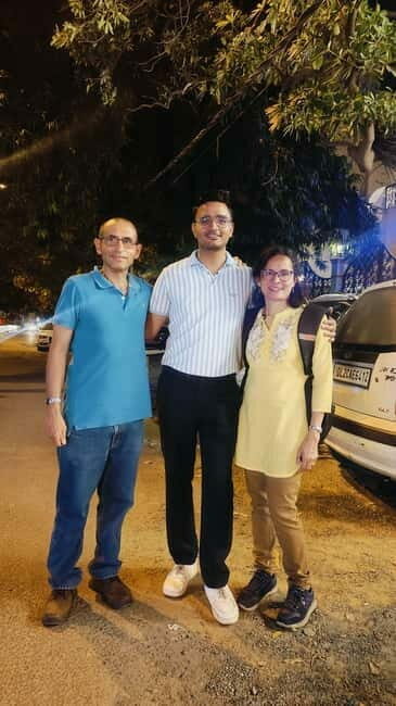 Delhi : Nightlife Tour with private car, guide & driver - Who Should Consider This Tour?