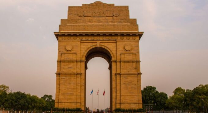 Delhi: Old and New Delhi City Private Guided Day Trip - Booking and Cancellation