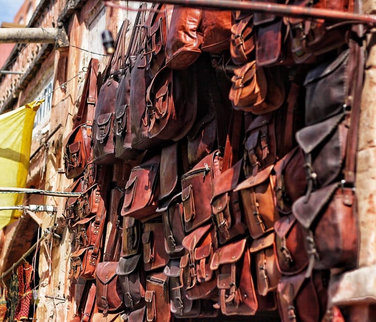 Delhi: Old and New Delhi City Tour With Guide and Car - Booking and Availability