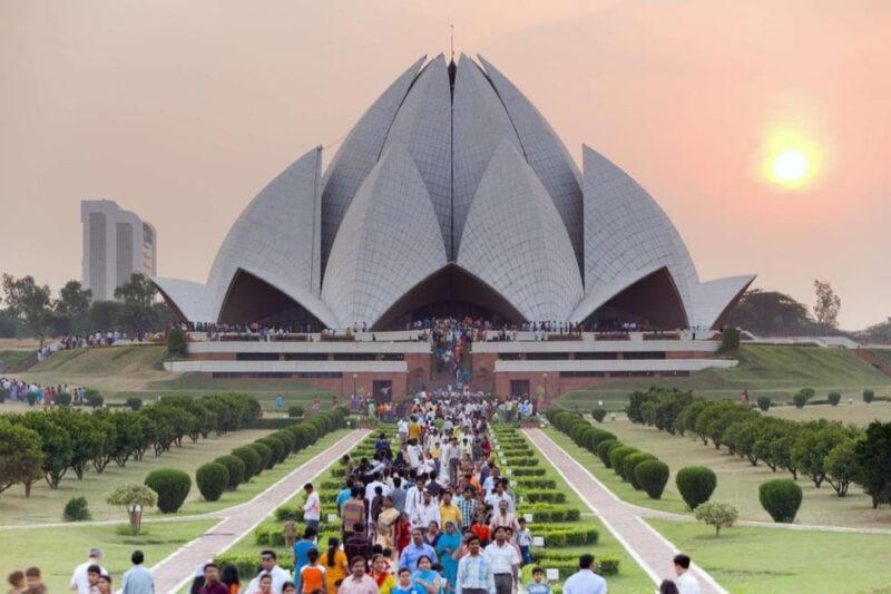 Delhi: Old and New Delhi Guided Full or Half-Day Tour - Key Points