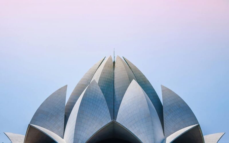 Delhi: Old and New Delhi Private Day Trip. by AC Car. - Tour Features and Accessibility