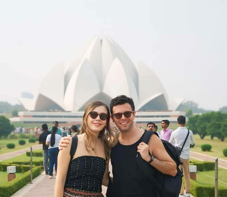 Delhi: Old and New Delhi Private Full or Half-Day Tour - A Typical Day Unpacked