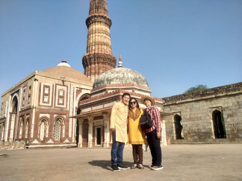 Delhi: Old and New Delhi Private Full or Half-Day Tour - Transportation and Pickup