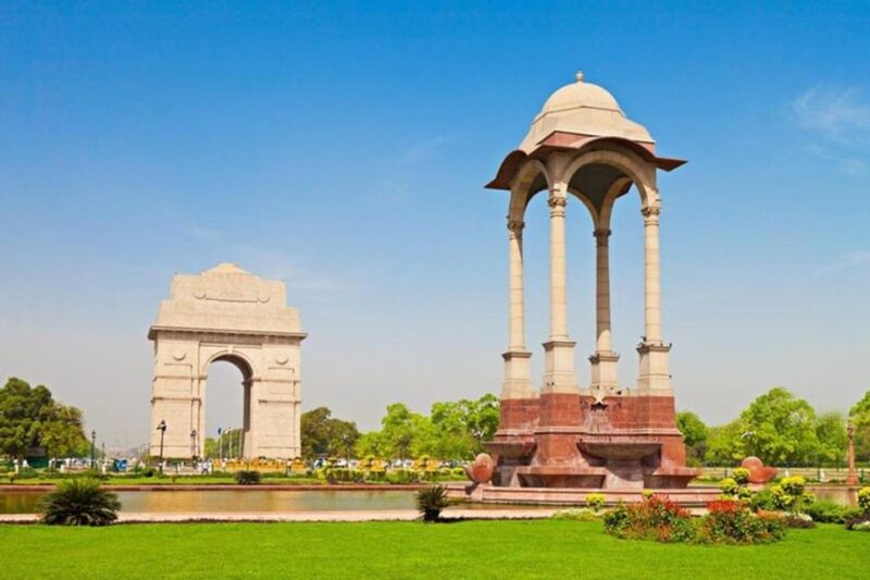 Delhi: Old and New Delhi Private Guided City Tour - Key Points