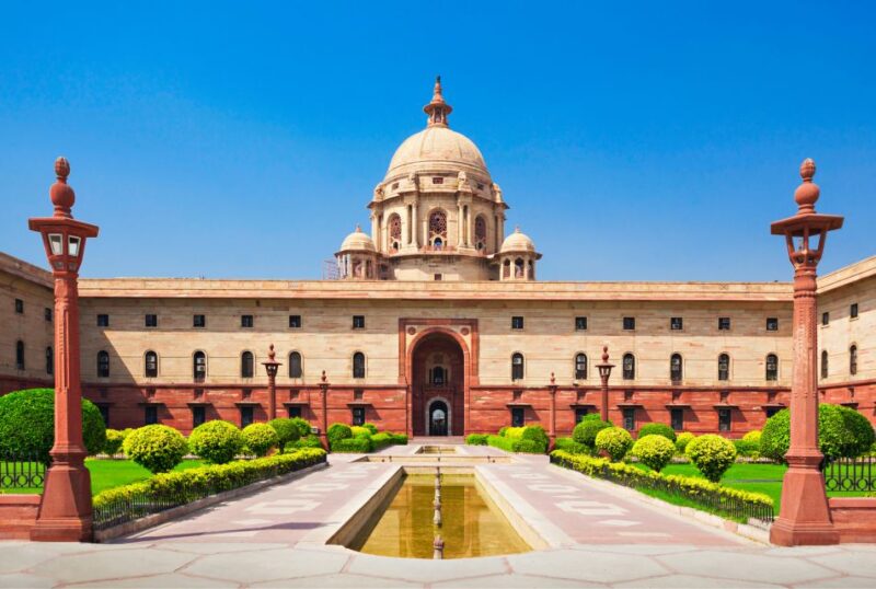 Delhi: Old and New Delhi Private Guided City Tour - Pricing and Booking