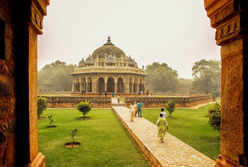 Delhi: Old and New Delhi Private Guided City Tour - Combined Tour Experience