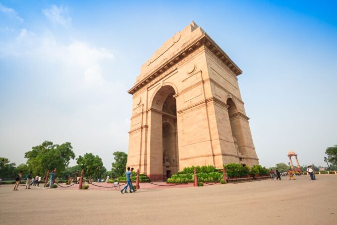 Delhi: Old and New Delhi Private Guided City Tour - Important Considerations