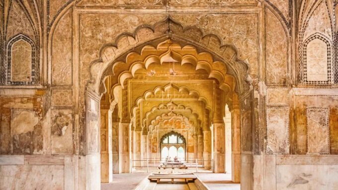 Delhi: Old Delhi City Tour With Tuk Tuk Ride & Street Food - Cultural Insights