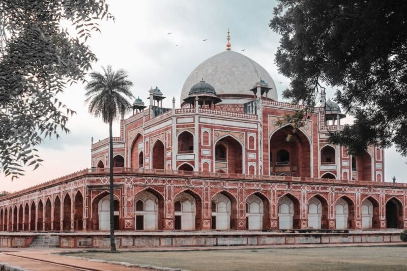 Delhi: Old & New Delhi Private Tour From Your Hotel - Key Points