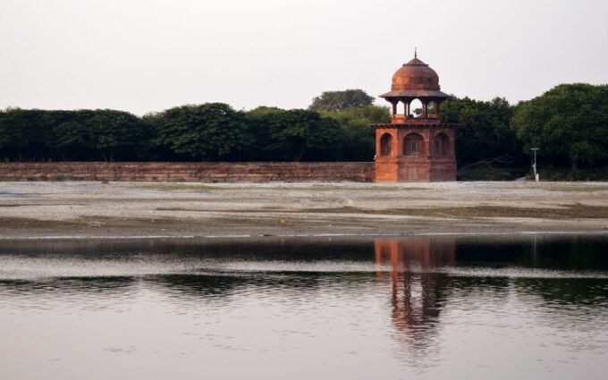 Delhi: One Day Tour of Mughal Splendor Taj Mahal With Lunch - Sunrise at Taj Mahal