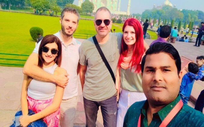 Delhi: One Day Tour of Mughal Splendor Taj Mahal With Lunch - Shopping in Agra Markets