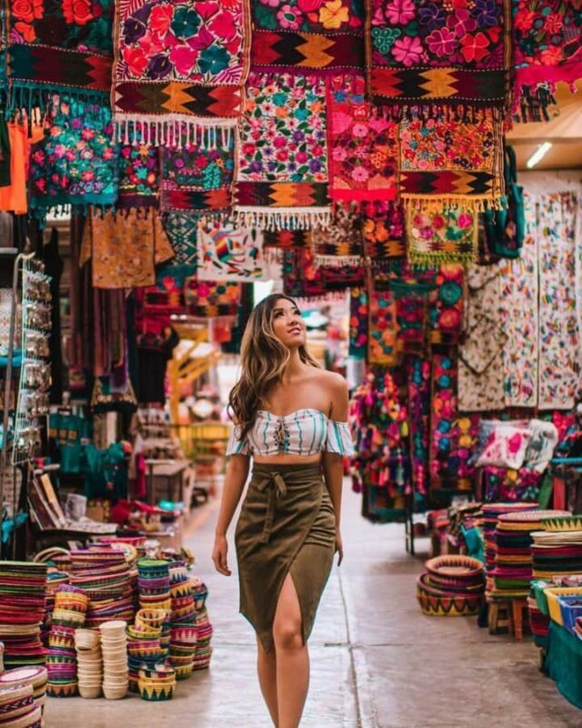 Delhi: Personalized Shopping Tour with Female Expert - FAQ