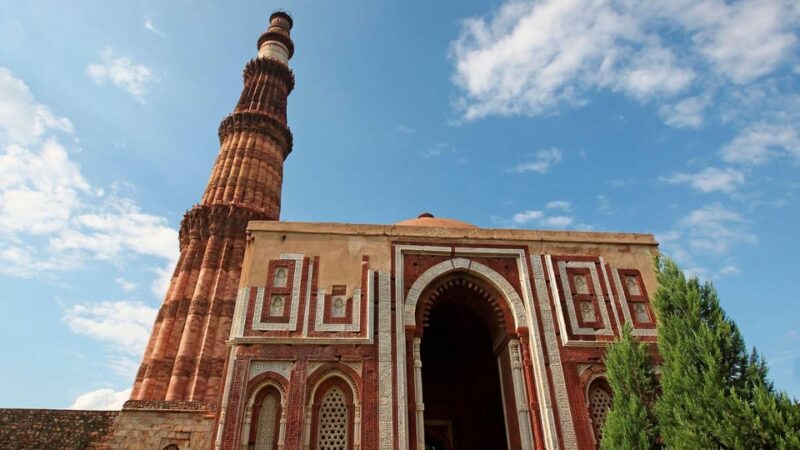 Delhi: Private Customizable Tour by Car With Guide - Important Information