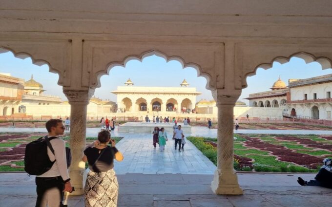 Delhi: Private Tour Guide for Taj Mahal & Agra Sightseeing - Taj Mahal: Guided Tour