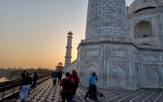 Delhi: Private Tour Guide for Taj Mahal & Agra Sightseeing - Baby Taj: Guided Tour
