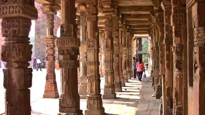 Delhi: Private Tour of Old & New Delhi With Optional Tickets - Discovering New Delhi