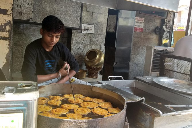 Delhi Shopping Tour With Private Guide & Transfers - Participation Information