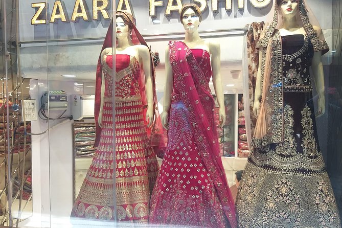 Delhi Shopping Tour With Private Guide & Transfers - Accessibility and Amenities