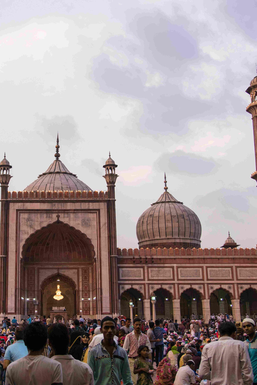 Delhi Spiritual Walking Half Day Tour - Itinerary Details