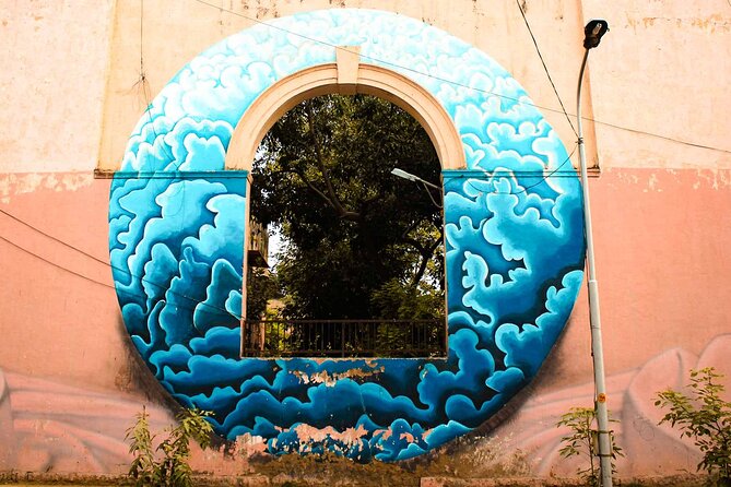 Delhi Street Art Tour - Neighborhood Exploration