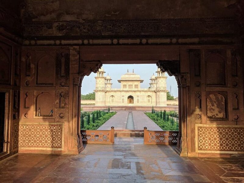 Delhi: Taj Mahal & Agra Fort Sunrise Tour With Transfers - Important Information