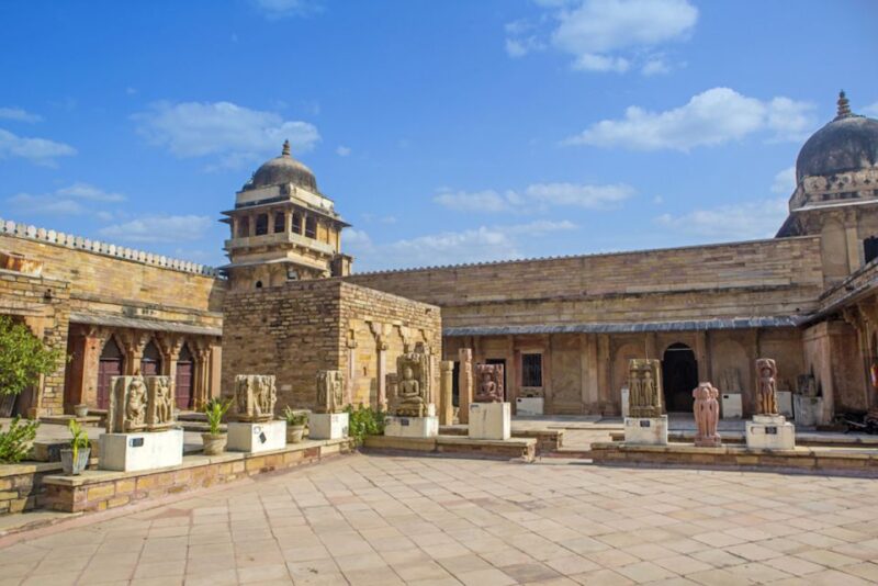 Delhi to Gwalior Transfer - Driver and Service