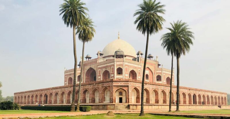 Delhi: Tuk Tuk Fantastic Old & New Delhi Guided Tour - Key Points