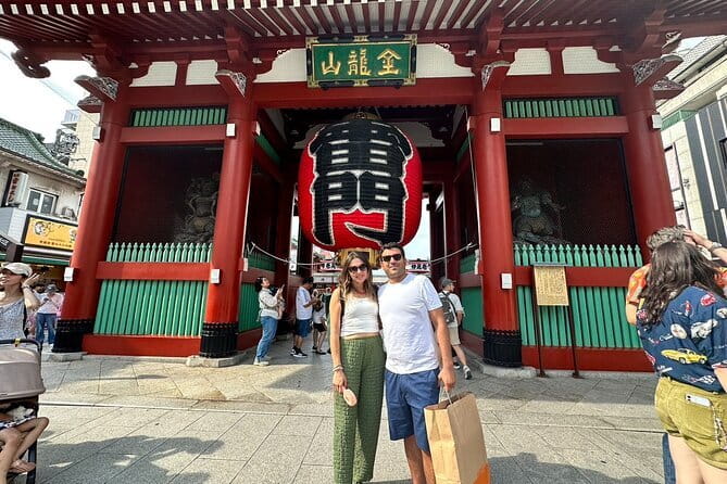 Delight Yourself by a Rickshaw Journey Food Tour Through Asakusa - Appreciating the Hospitality of Local Guides