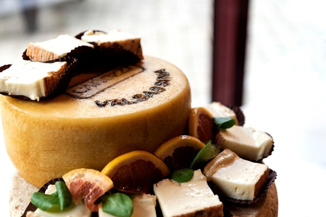 Delightful Deluxe Cheese and Wine Tasting From Lake Como - Discovering the Landscapes