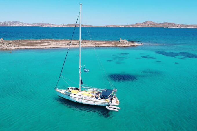 Delos-Rhenia Islands With Lunch/Drinks/Pick up Hotel/Cruises - Frequently Asked Questions