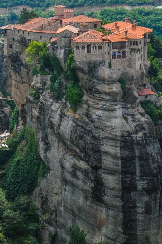 Delphi and Meteora: 3-Day Tour From Athens - The Delphic Oracle