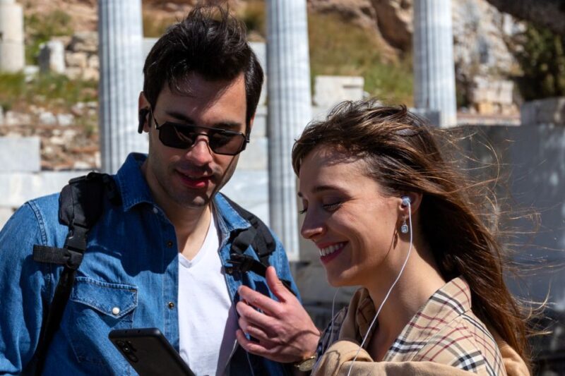 Delphi: Audiovisual Self-Guided Tour With 3D Models - Charged Smartphone Requirement