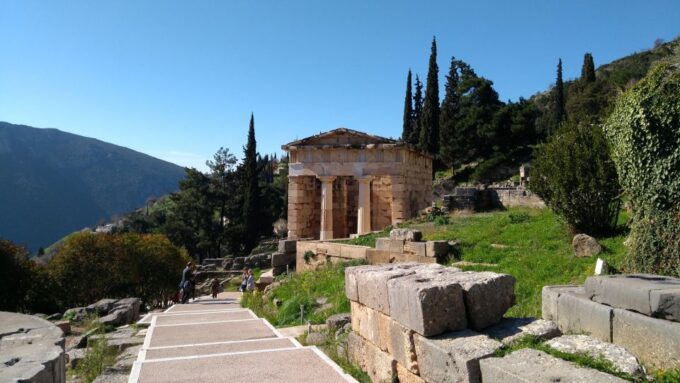 Delphi & Meteora 2-Day Private Tour With Great Lunch&Drinks - Additional Information